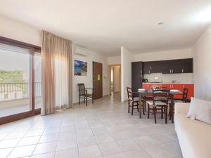 23740138-Ferienwohnung-6-La Maddalena-300x225-2