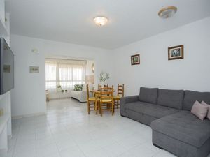 23467981-Ferienwohnung-4-La Mata-300x225-1