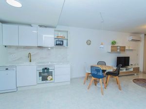 23832566-Ferienwohnung-4-La Mata-300x225-1