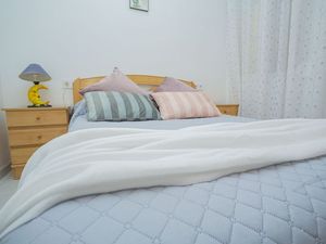 24051148-Ferienwohnung-4-La Mata-300x225-5