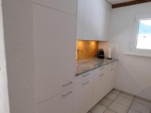 19293254-Ferienwohnung-2-La Punt Chamues-ch-300x225-3