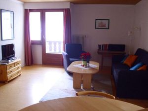 7431895-Ferienwohnung-2-La Punt Chamues-ch-300x225-2