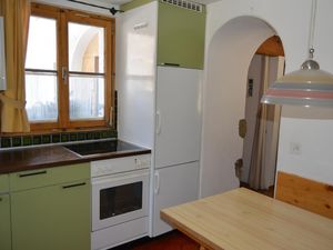 19069897-Ferienwohnung-4-La Punt Chamues-ch-300x225-2