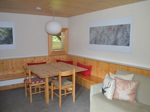 23608167-Ferienwohnung-4-La Punt Chamues-ch-300x225-3