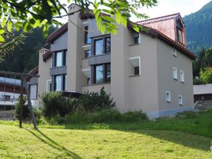 22124897-Ferienwohnung-2-La Punt-Chamues-ch-300x225-3