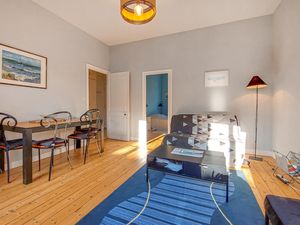 23766725-Ferienwohnung-3-La Rochelle-300x225-1