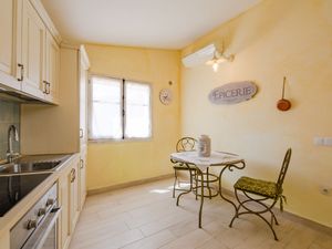 23867221-Ferienwohnung-4-La Roquette Sur Siagne-300x225-1