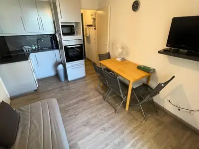 Ferienwohnung für 5 Personen (25 m²) in La Seyne-sur-Mer 2/10