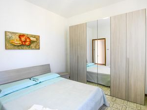 23763421-Ferienwohnung-4-La Spezia-300x225-3