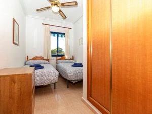 23543654-Ferienwohnung-4-La Zenia-300x225-2