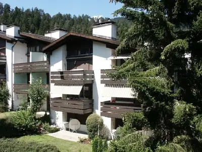 Ferienwohnung für 2 Personen in Laax 2/10