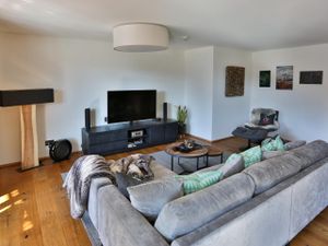 23341808-Ferienwohnung-4-Laax-300x225-2