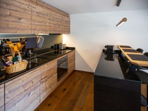 23341808-Ferienwohnung-4-Laax-300x225-4