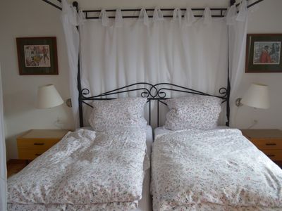 2. Schlafzimmer - Himmelbett