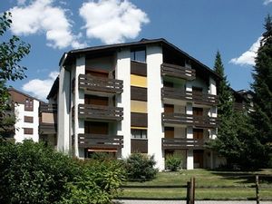 23148707-Ferienwohnung-4-Laax-300x225-1