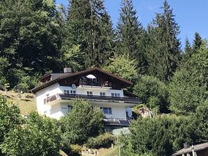 21745627-Ferienwohnung-6-Laax-300x225-1