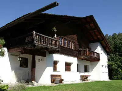 Ferienwohnung für 5 Personen in Laax 1/10