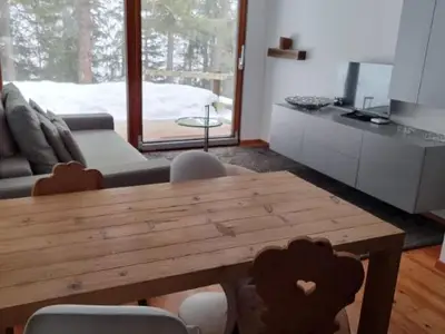 Ferienwohnung für 2 Personen in Laax 1/6