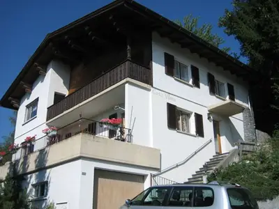 Ferienwohnung für 6 Personen in Laax 1/10