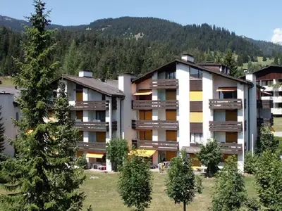 Ferienwohnung für 5 Personen in Laax 1/10