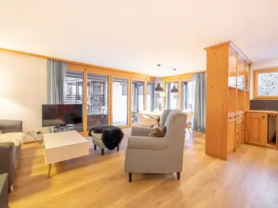 Ferienwohnung für 6 Personen in Laax 3/10