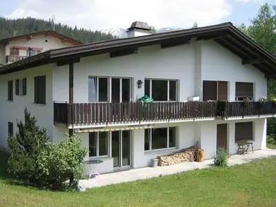 Ferienwohnung für 6 Personen in Laax 1/10