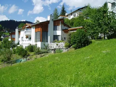 Ferienwohnung für 4 Personen in Laax 1/9