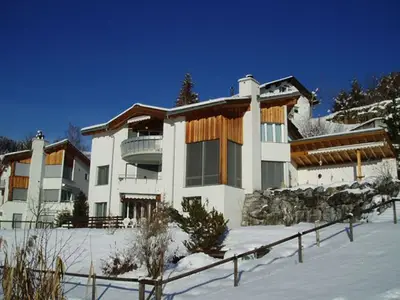 Ferienwohnung für 4 Personen in Laax 1/9