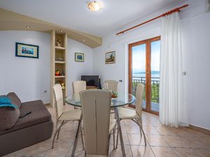 23514971-Ferienwohnung-5-Labin-300x225-5