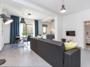 23188053-Ferienwohnung-5-Labin-300x225-2