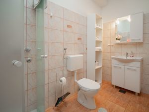 23844041-Ferienwohnung-5-Labin-300x225-2