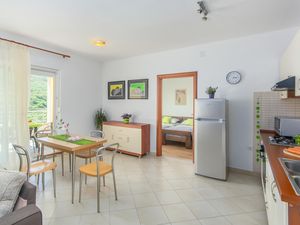 23709131-Ferienwohnung-3-Labin-300x225-3