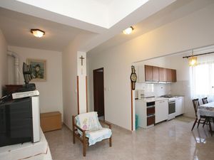 23732074-Ferienwohnung-6-Labin-300x225-1