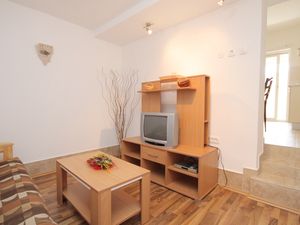 18688249-Ferienwohnung-4-Labin-300x225-2