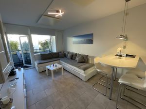 23520287-Ferienwohnung-4-Laboe-300x225-1