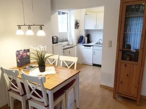 23520329-Ferienwohnung-4-Laboe-300x225-2