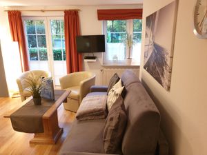 23520278-Ferienwohnung-6-Laboe-300x225-2