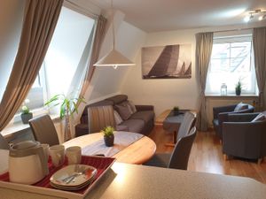 23520289-Ferienwohnung-5-Laboe-300x225-0