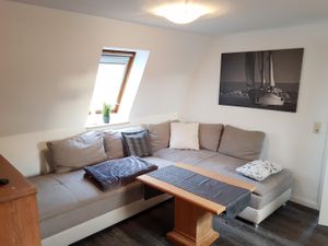 23520291-Ferienwohnung-6-Laboe-300x225-2