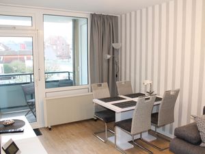 22298183-Ferienwohnung-4-Laboe-300x225-1