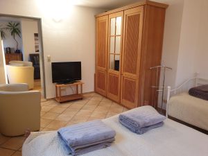 23988648-Ferienwohnung-6-Laboe-300x225-2