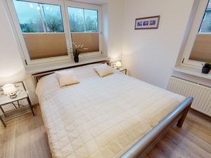 23988654-Ferienwohnung-2-Laboe-300x225-0