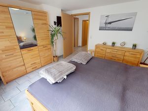 23988675-Ferienwohnung-8-Laboe-300x225-3