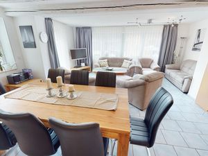 23988675-Ferienwohnung-8-Laboe-300x225-5