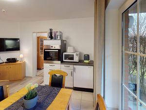 23988654-Ferienwohnung-2-Laboe-300x225-5