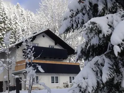 Haus am Sonnenweg im Winter