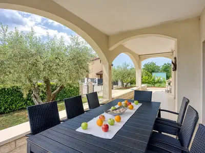 Ferienwohnung für 3 Personen (60 m²) in Ladrovići 3/10