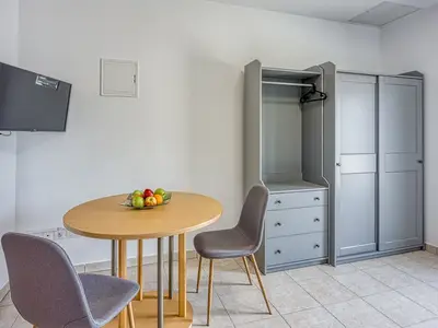 Ferienwohnung für 2 Personen (35 m²) in Ladrovići 8/10