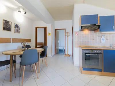 Ferienwohnung für 4 Personen (50 m²) in Ladrovići 7/10