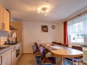 2609113-Ferienwohnung-4-Längenfeld-300x225-1